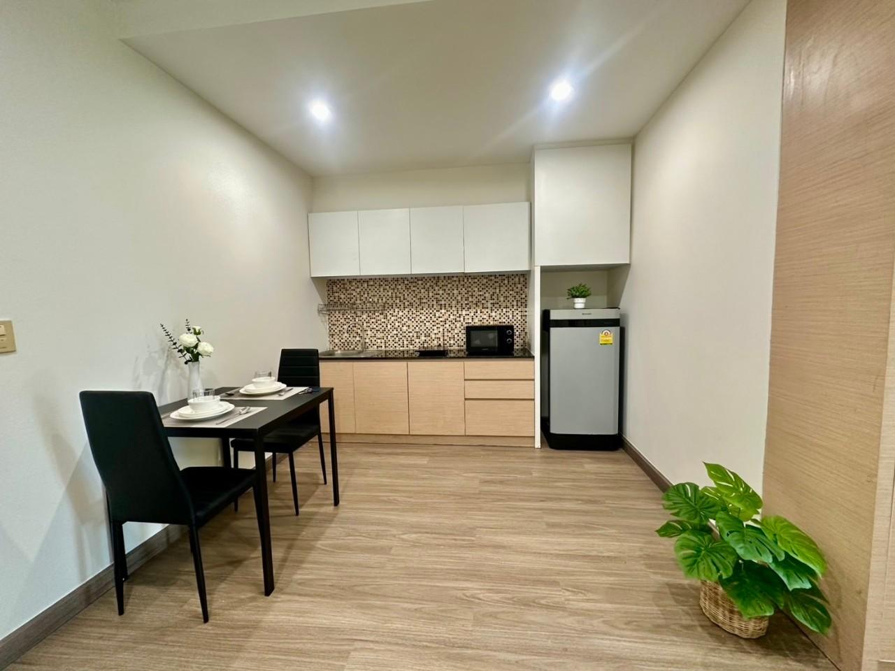 Phanason The Green Place Condominium WR-02663 6