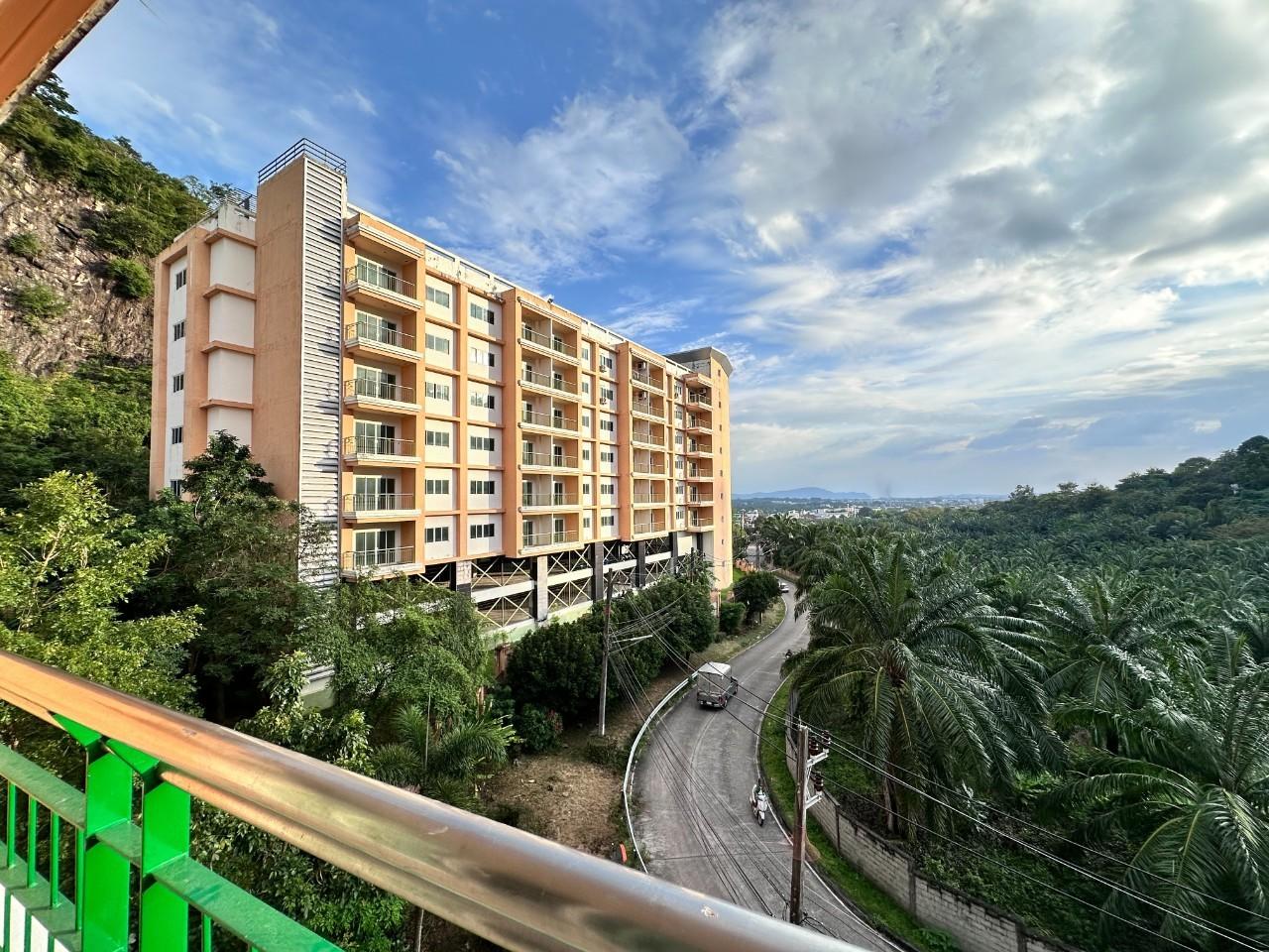 Phanason The Green Place Condominium WR-02712 12